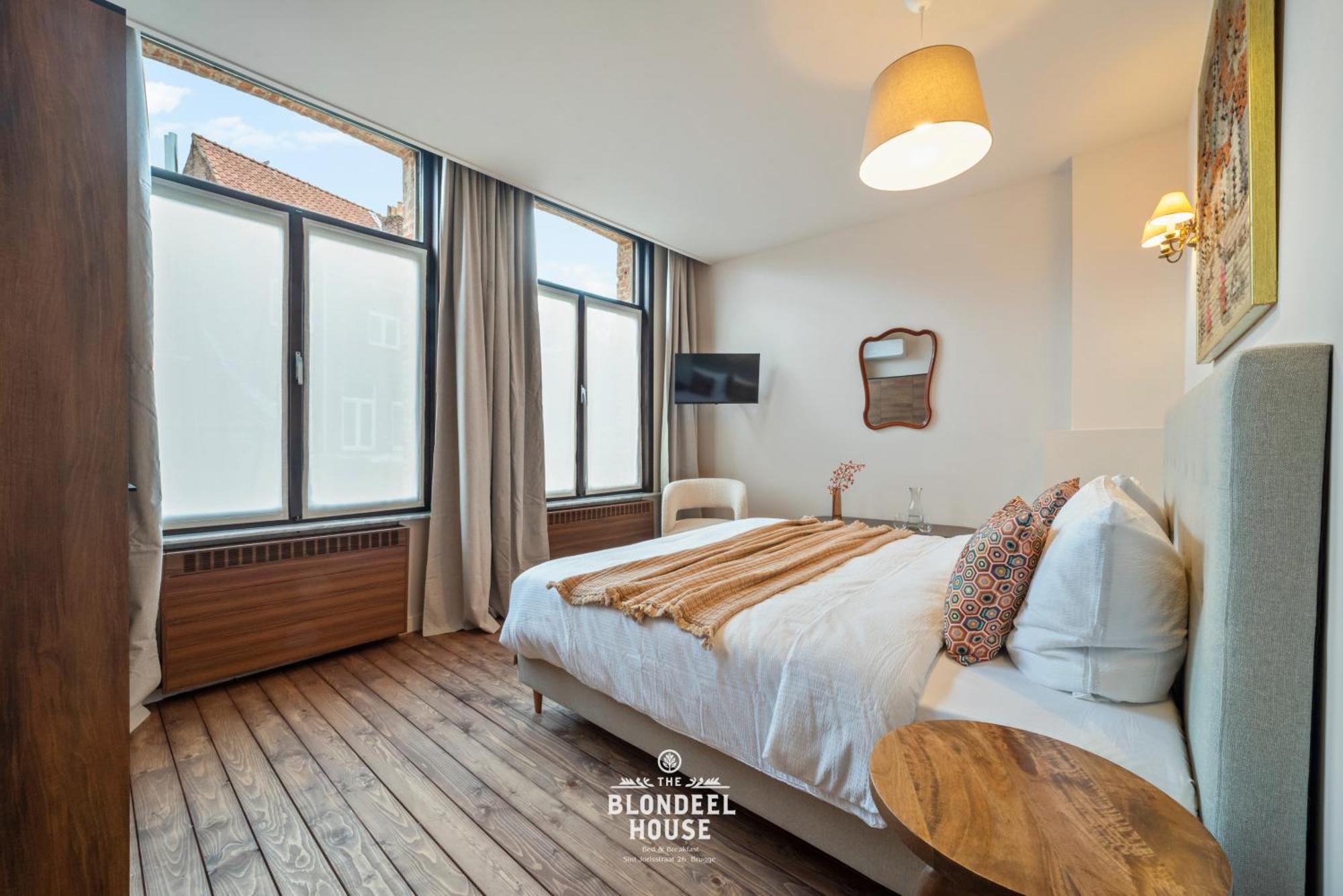 Bed & Breakfast The Blondeel House Brugge Center Bagian luar foto