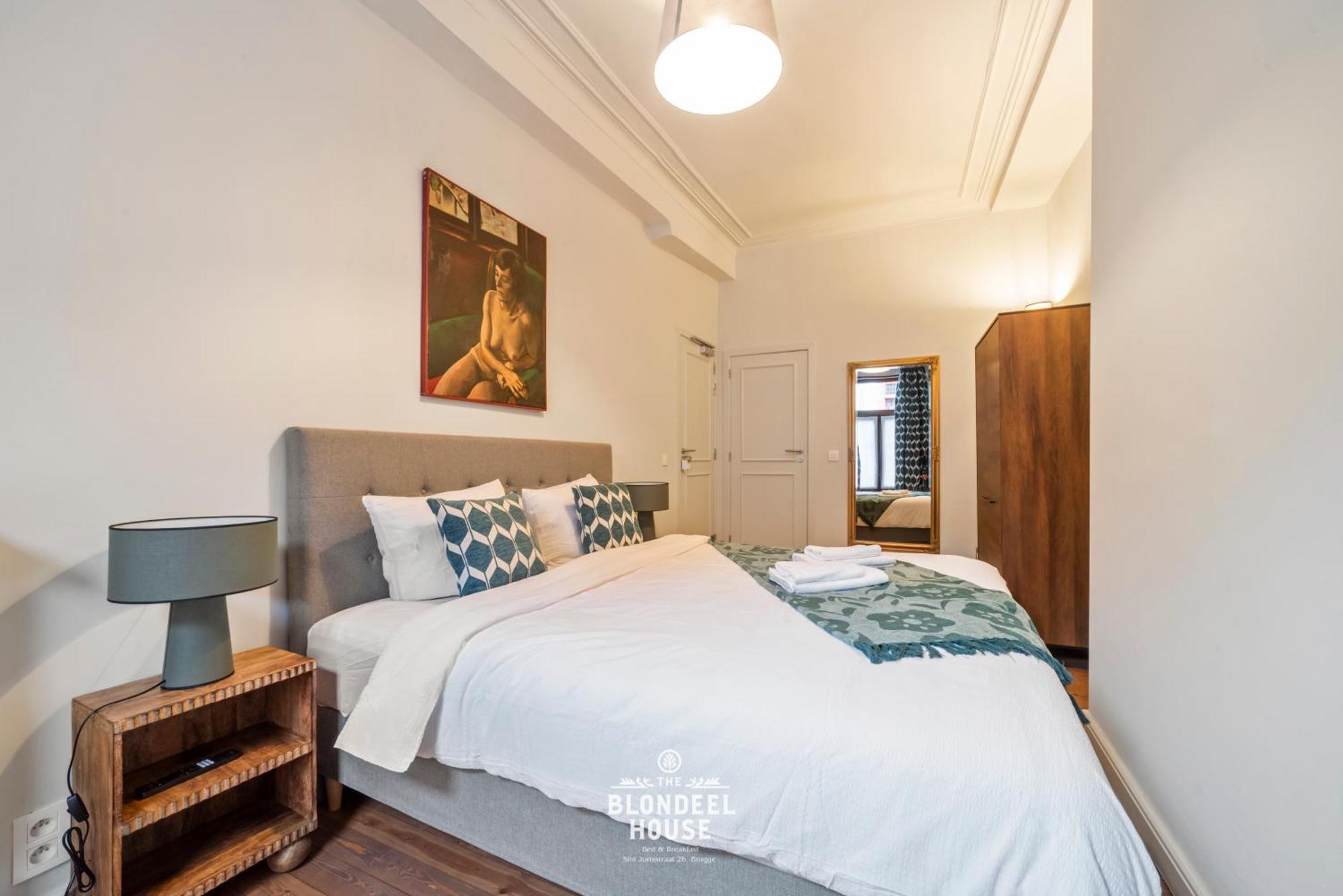 Bed & Breakfast The Blondeel House Brugge Center Bagian luar foto