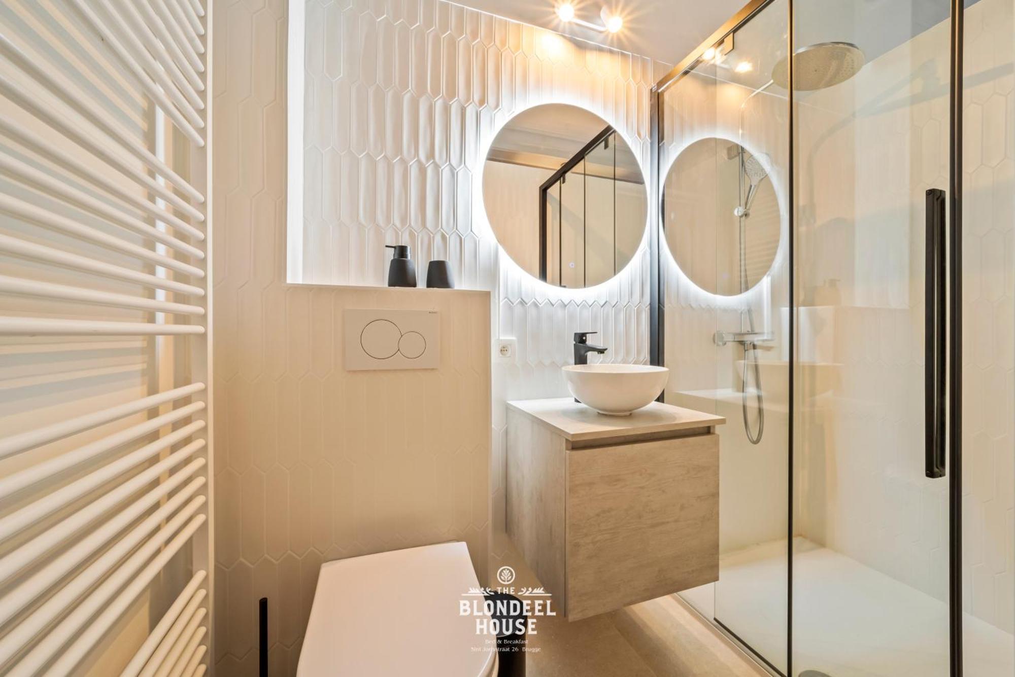 Bed & Breakfast The Blondeel House Brugge Center Bagian luar foto